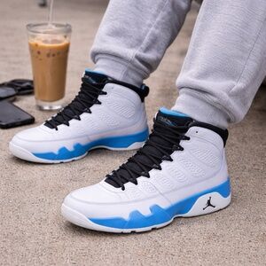 Air Jordan 9 Retro Powder Blue Men’s Size 11 White Blue Sneakers